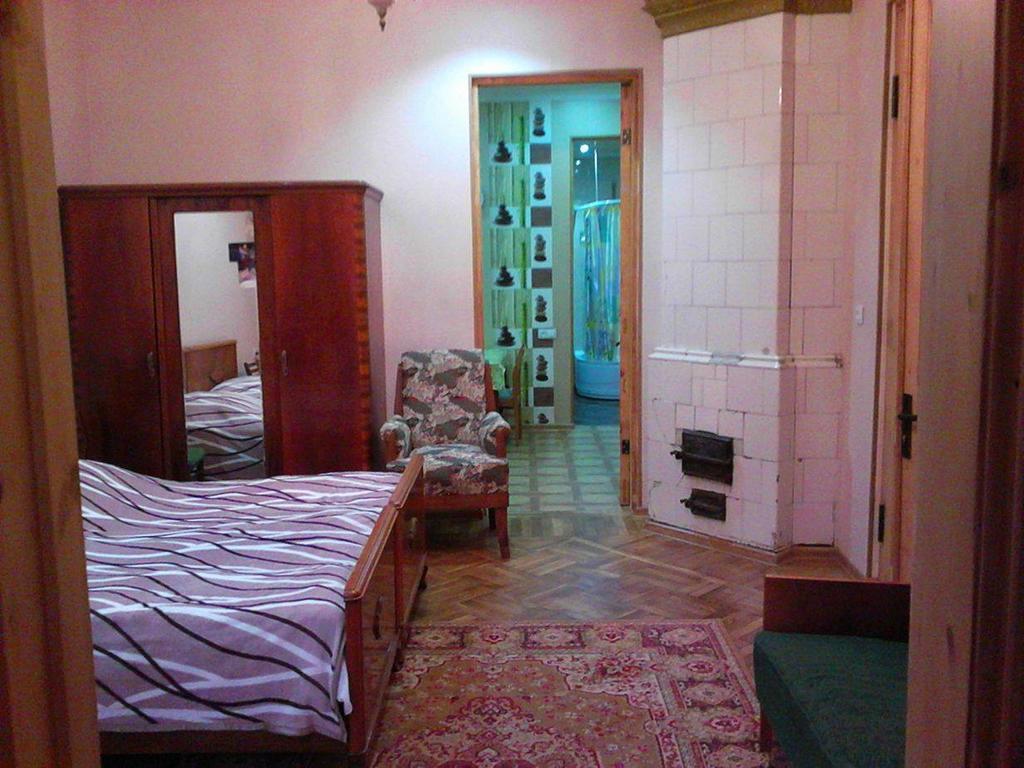 博尔若米 Old House Rustaveli酒店 外观 照片
