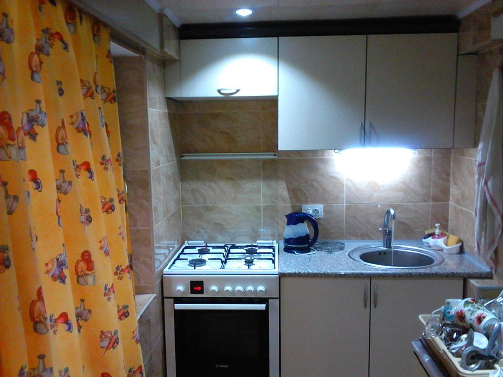 博尔若米 Old House Rustaveli酒店 外观 照片