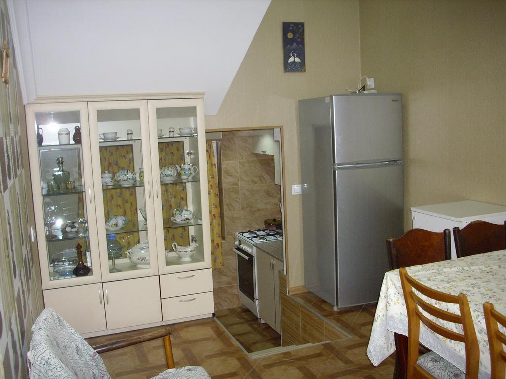博尔若米 Old House Rustaveli酒店 外观 照片