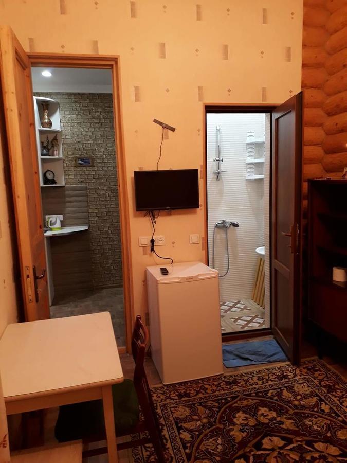 博尔若米 Old House Rustaveli酒店 外观 照片