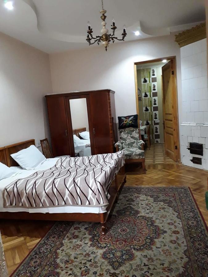 博尔若米 Old House Rustaveli酒店 外观 照片