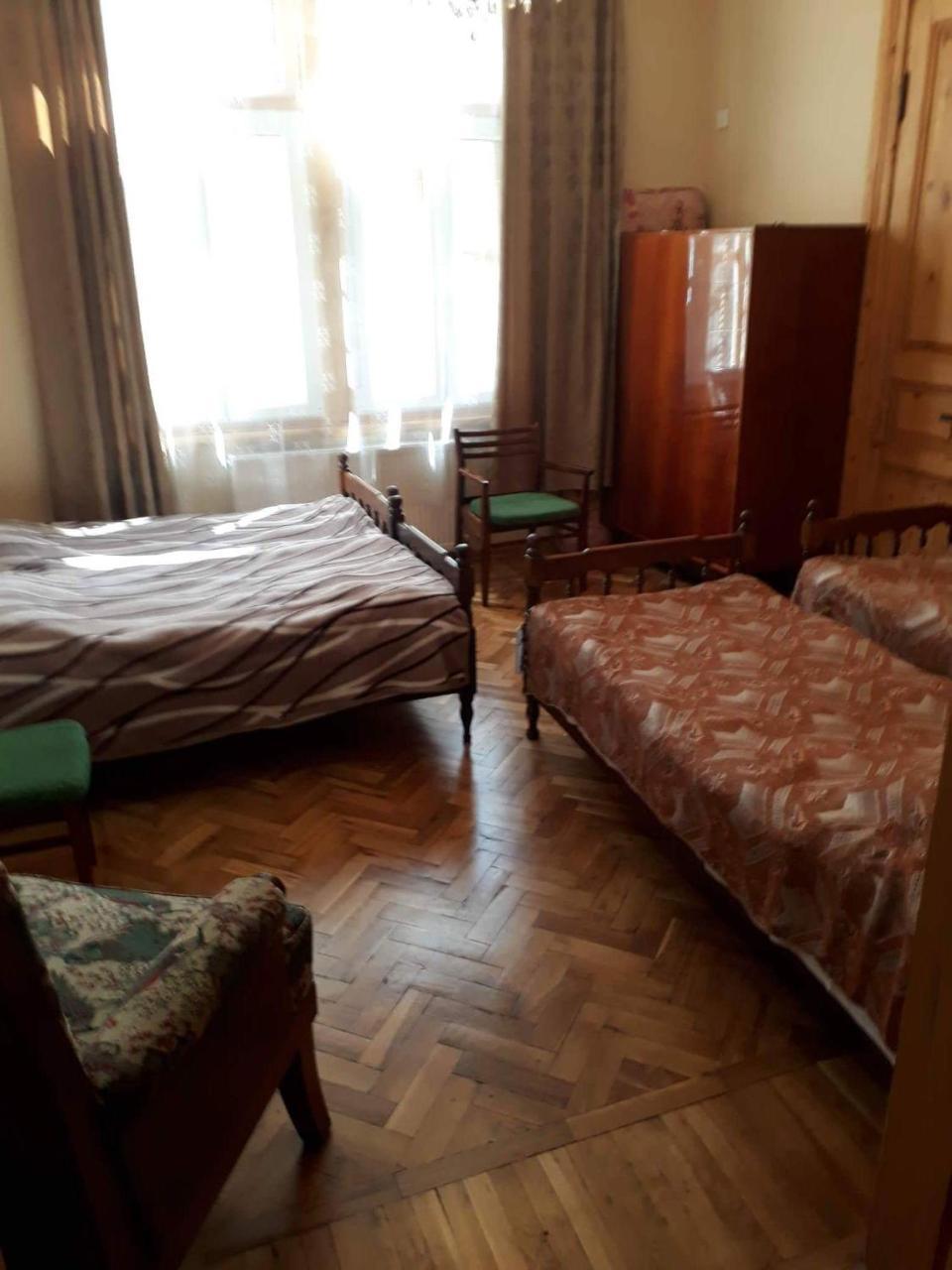 博尔若米 Old House Rustaveli酒店 外观 照片